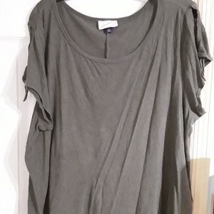 Olive green tshirt with sleeve bow detail